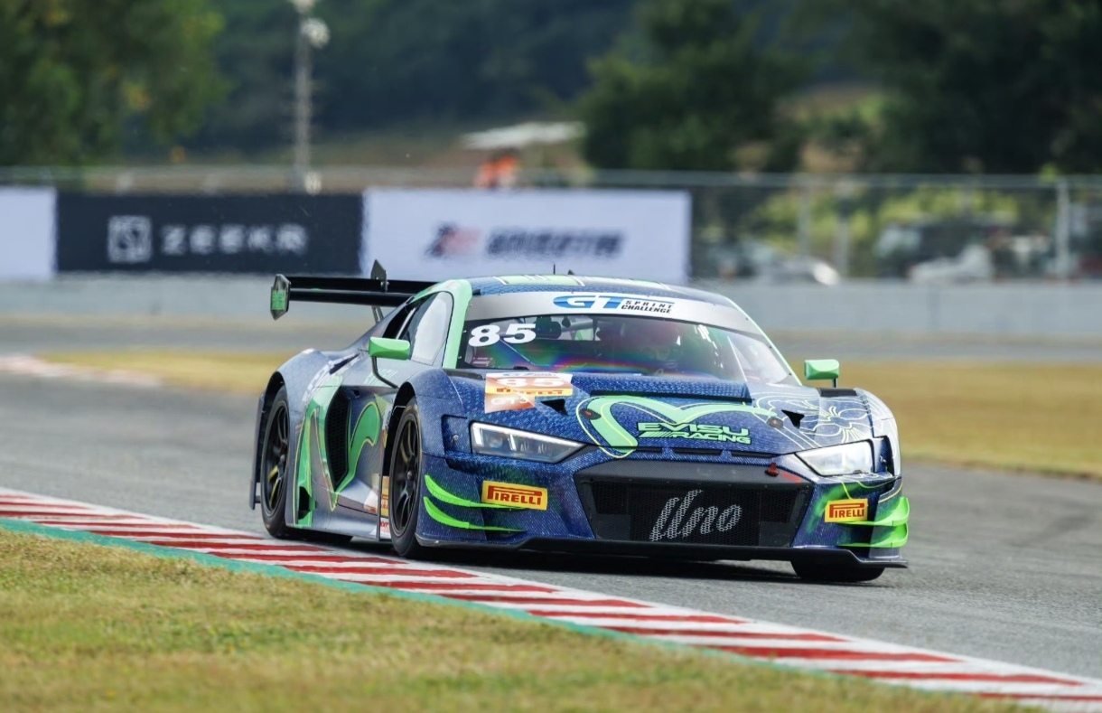 开云体育中国-雷诺车队轻取红牛二队，拉塞尔点燃赛场