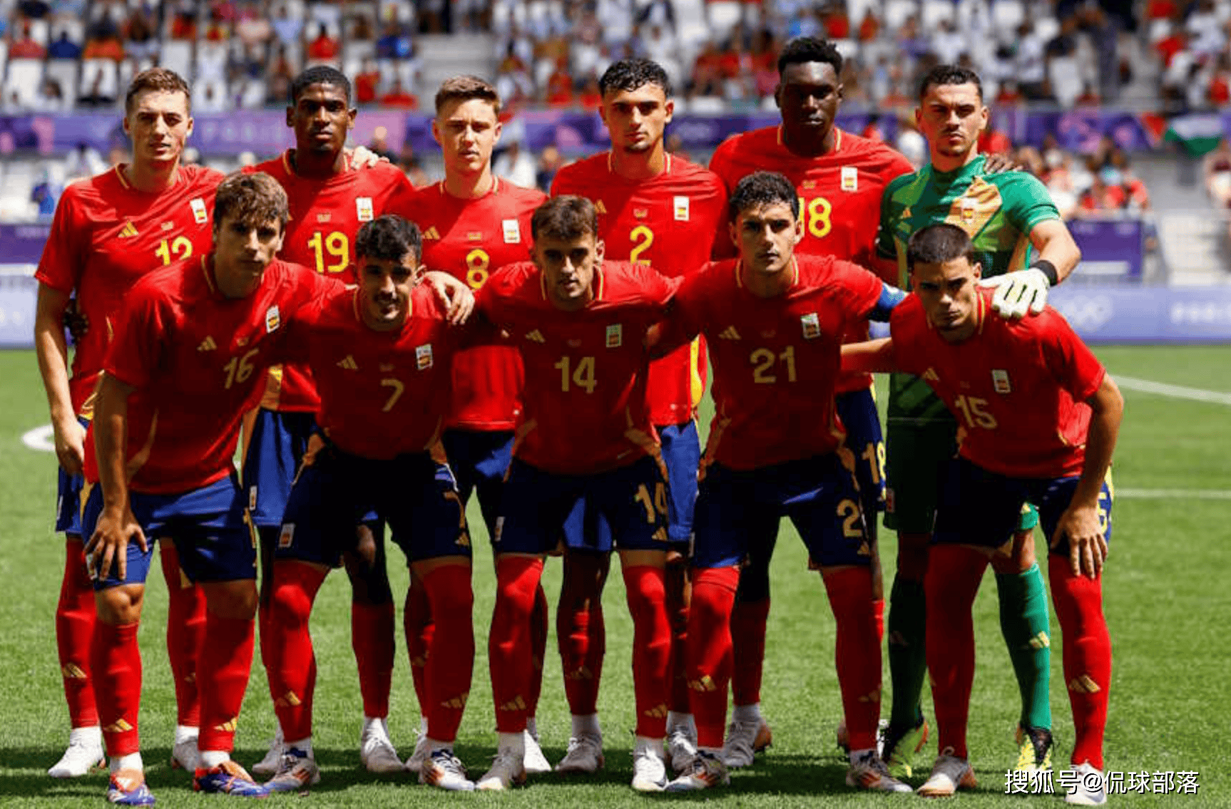 开云体育中国-西班牙逆转阿根廷，奥亚尔萨瓦尔状态火热